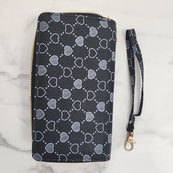 Stylish Black & White Heart Print Pattern Double Zip Wristlet Wallet - Picture 6 of 12